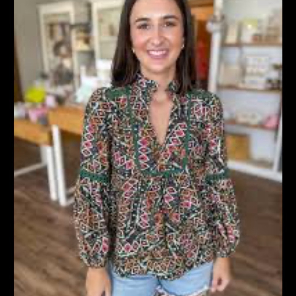 Jade Multicolor Geometric Blouse size small